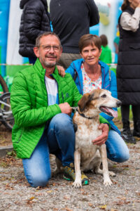 Besucher mit einem unserer ehemaligen Schützlinge